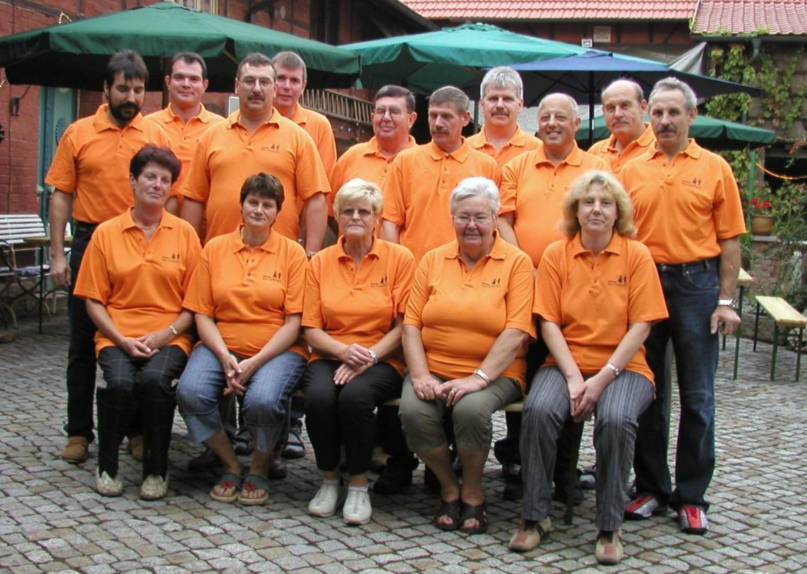 die Vereinsmitglieder im Jahr 2005 Gründungsmitglieder des Vereins um 2005
